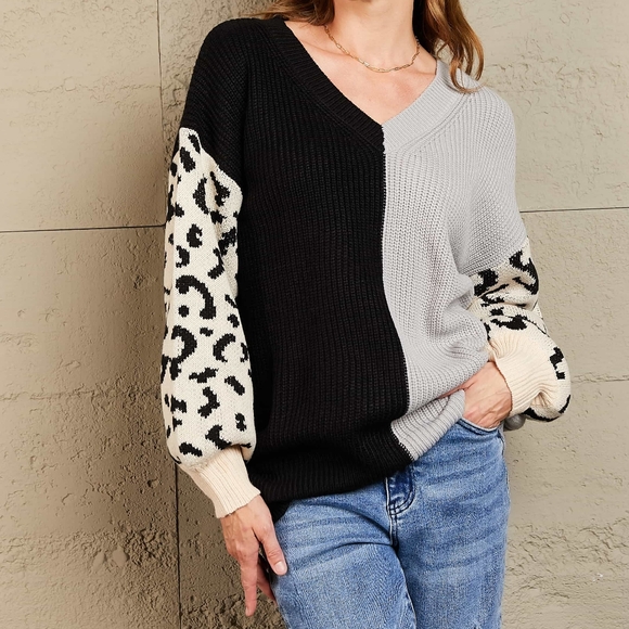 Melody Leopard Colorblock Sweater  - Gray - Picture 5 of 12